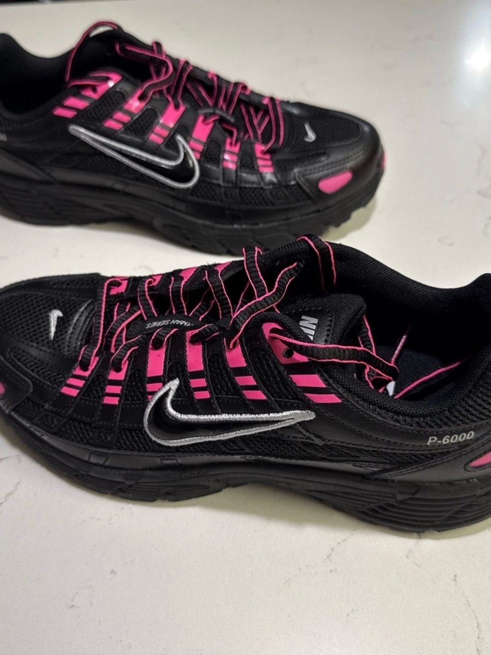 Nike P-6000 Pink Blast Black Womens 8 / 6.5Y HV5064-600